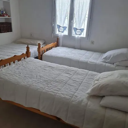 Maison Nina אמפוריבראבה